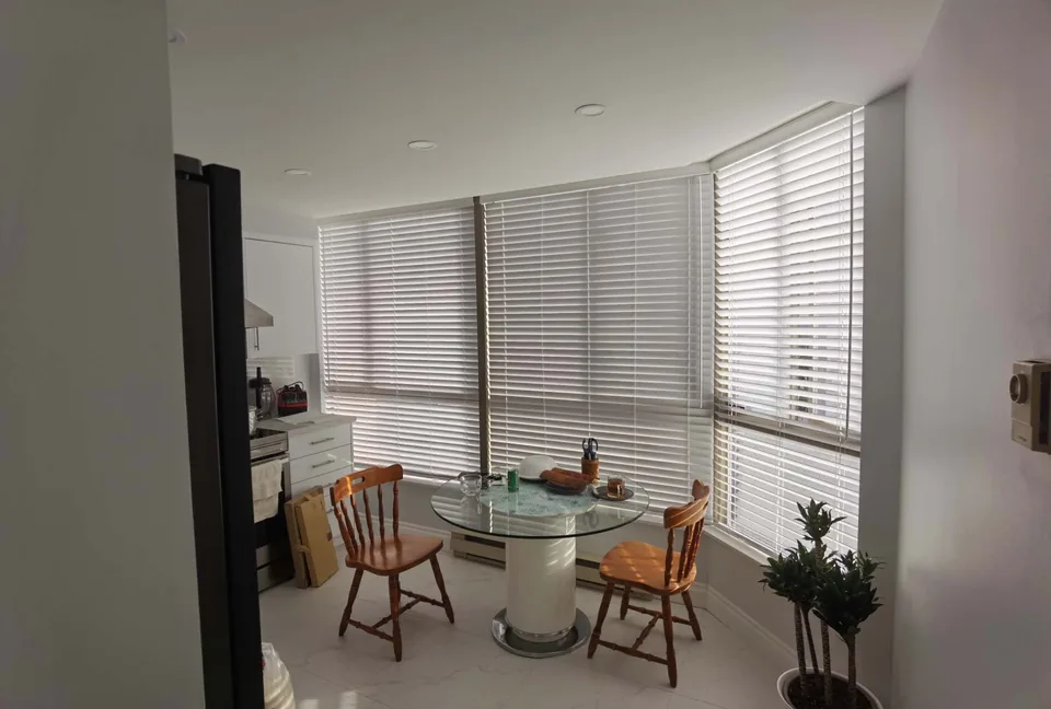 Horizontal blinds from the AAA Blinds photo library
